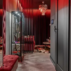 Apartament Secret Bdsm - Stylowy I Klimatyczny Dla Doroslych, Klimatyzacja, Parking Podziemny, Pelne Wyposazenie, Warszawa